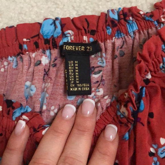 Forever 21 Stretchy Crop Top - Picture 3 of 5